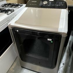 Samsung 27” freestanding dryer champagne $350