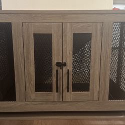 Dog crate 