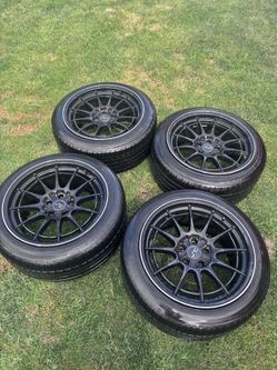 .	18” Wheel & Tire Set – Good Condition, Little Scratches