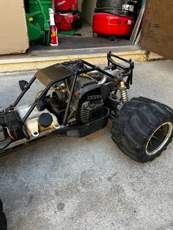 1/4. Scale 37 cc Hannibal Truggy