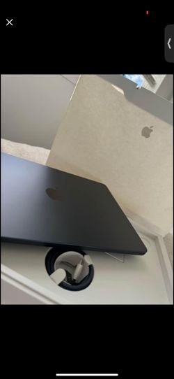 13-inch MacBook Air with M2 chip - Midnight