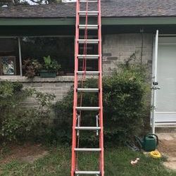 24ft Fiberglass Extension Ladder