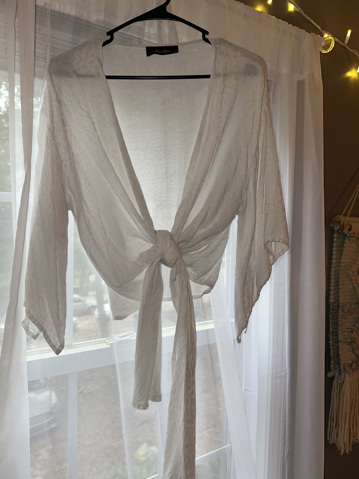 Anna Grace Cropped Blouse