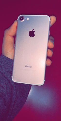iPhone 7 - Rose Gold, 32Gb, Unlocked