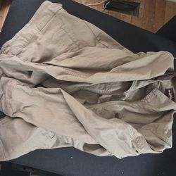 Khaki mens size medium jacket alesbury