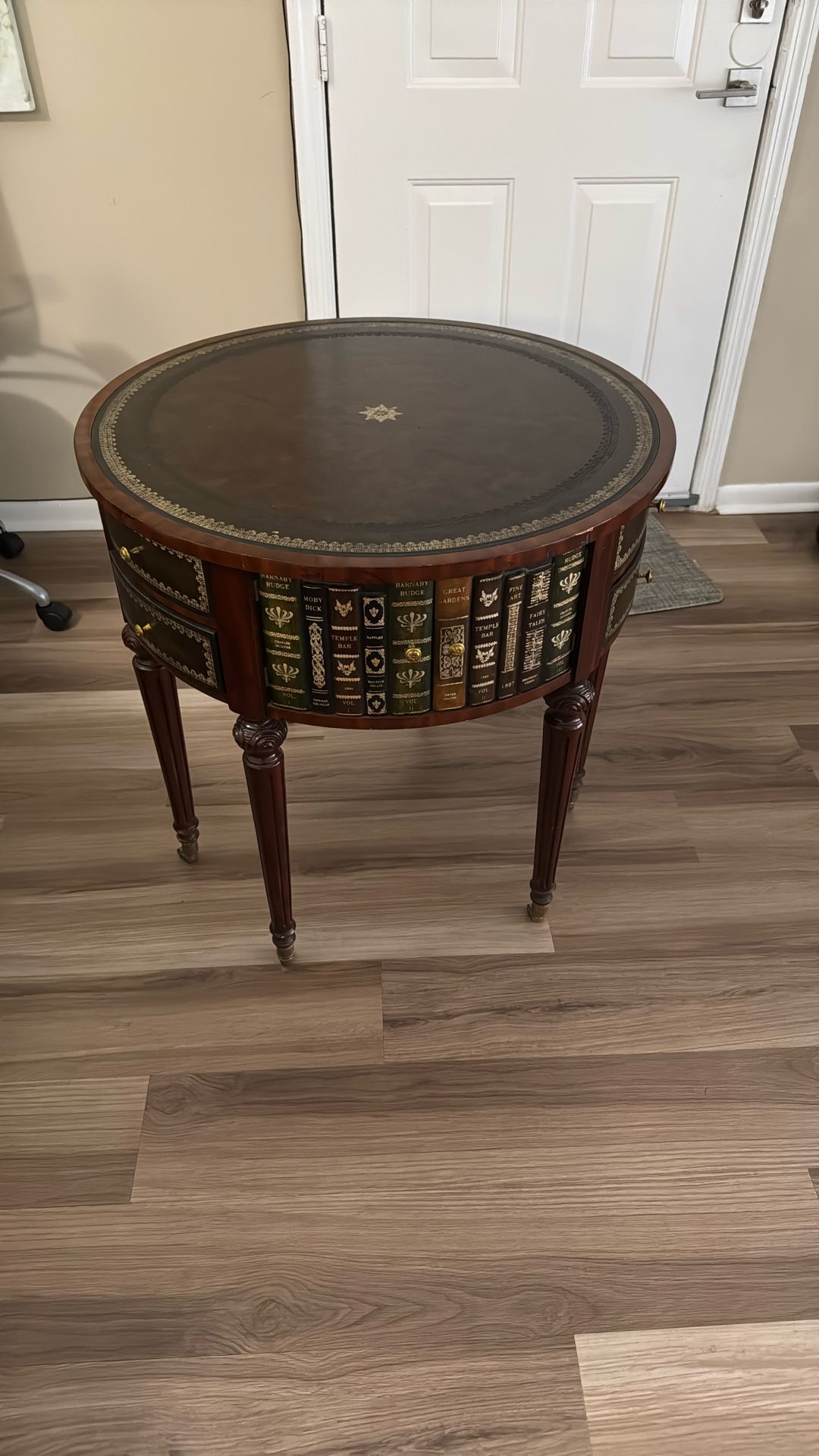 Vintage Maitland Smith Signature Tromp l'oeil Center Drum Table