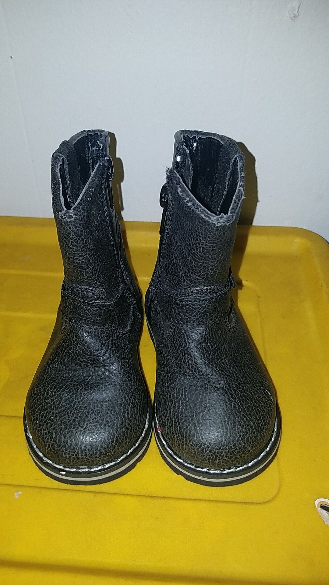 Toddler shoes