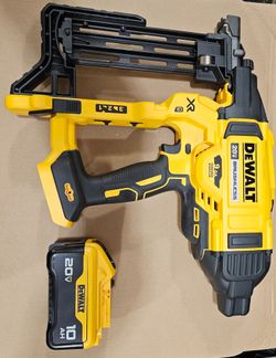 DeWalt fencing stapler