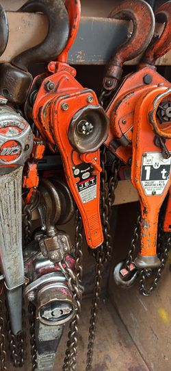 CHAIN FALLS  AND RATCHET HOISTS 150-250 EACH 