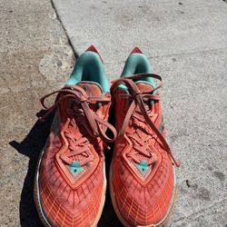 Kyrie’s Anta Kai 2 Sun Orange