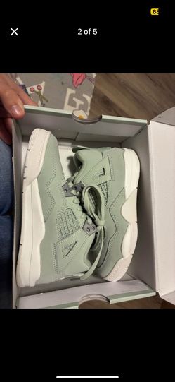 Size 12C toddlers Jordan retro 4