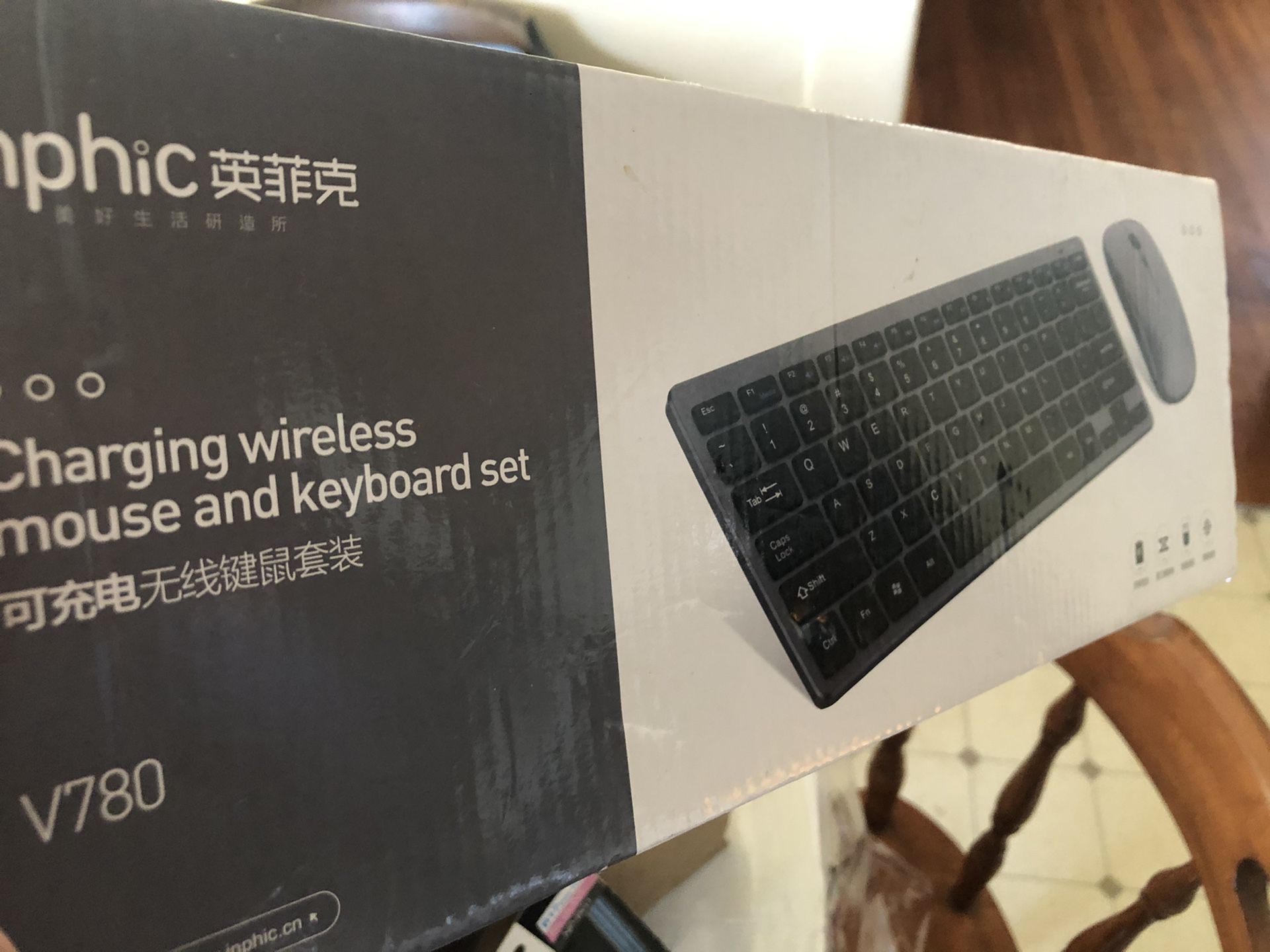 Keyboard and mouse wireless