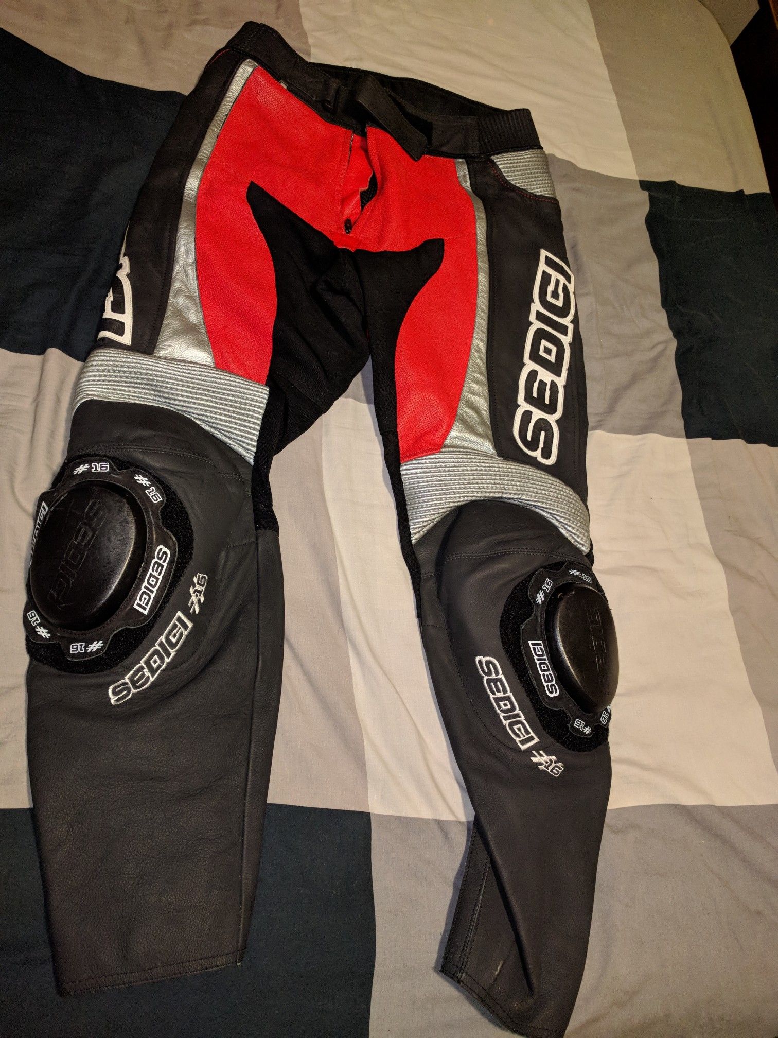 SEDICI leather riding pants with knee sliders