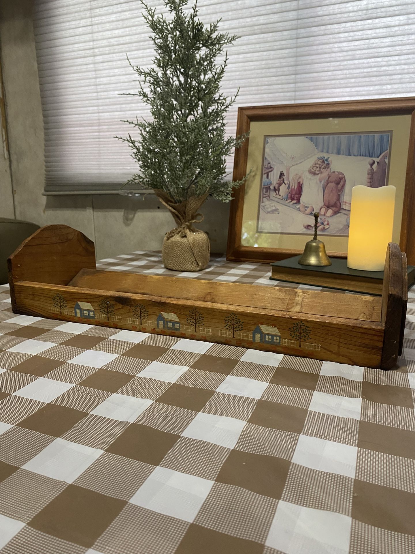 Vintage Plate Or Book Holder