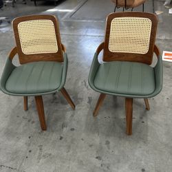 Set of 2 Green Rattan Dining Chairs 