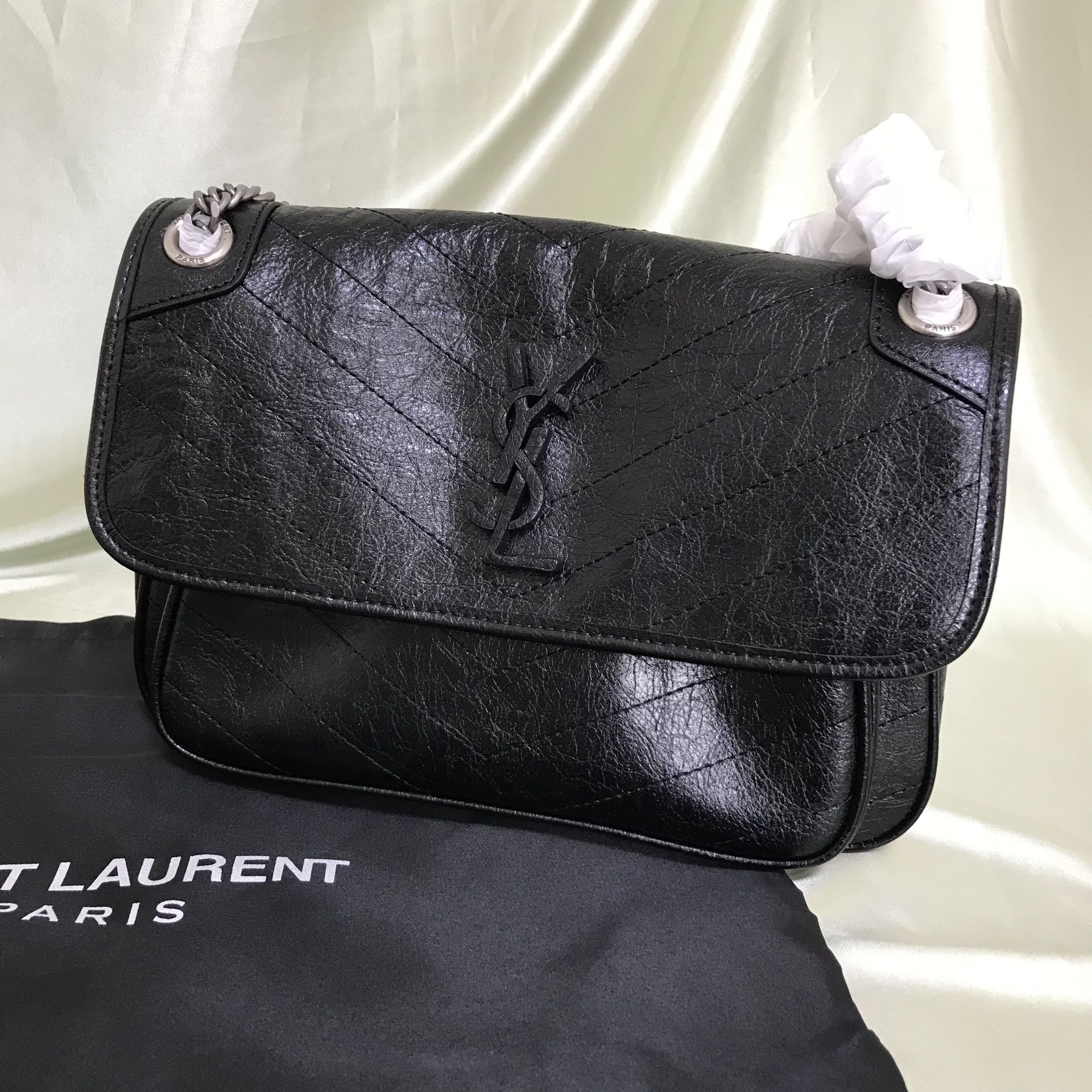 Yves Saint Laurent Niki Bags & Handbags for Women for sale