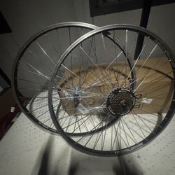 Bontrager AT-550 700c/29” Wheel set 