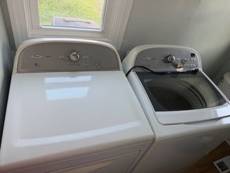 Whirlpool Cabrio Washer and Dryer Set