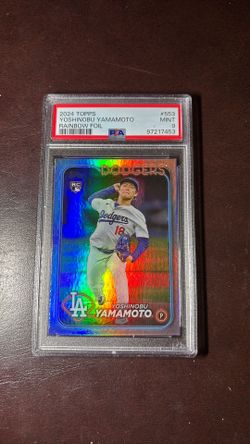 2024 Topps Yoshinobu Yamamoto Rainbow Foil Rookie Refractor PSA 9