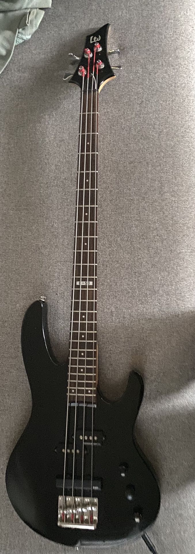 Esp Ltd 4 String Bass 3 Knobs