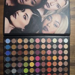 88 color eyeshadow palette