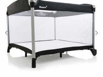 Joovy room 2 Largest Playard Portable Playpen