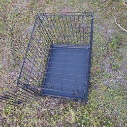 Medium Sized Dog Crate New Condition