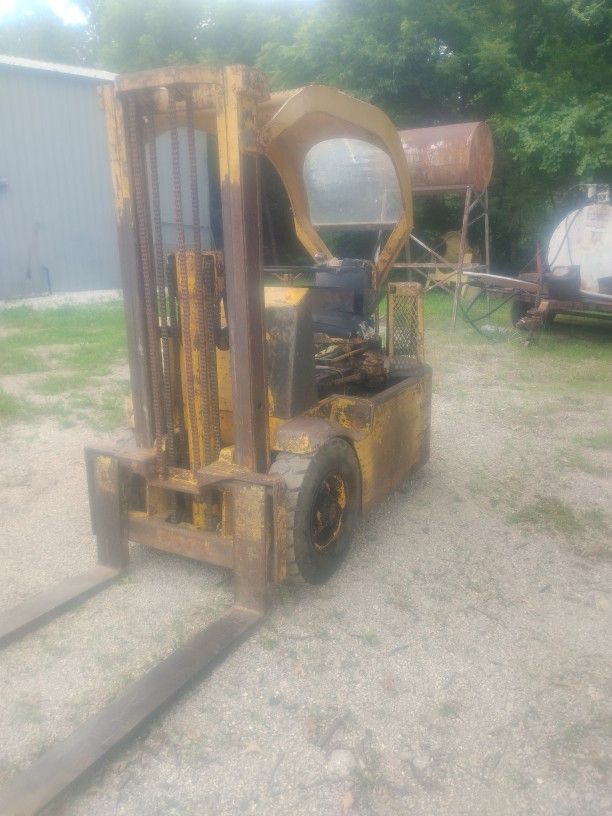 Forklift