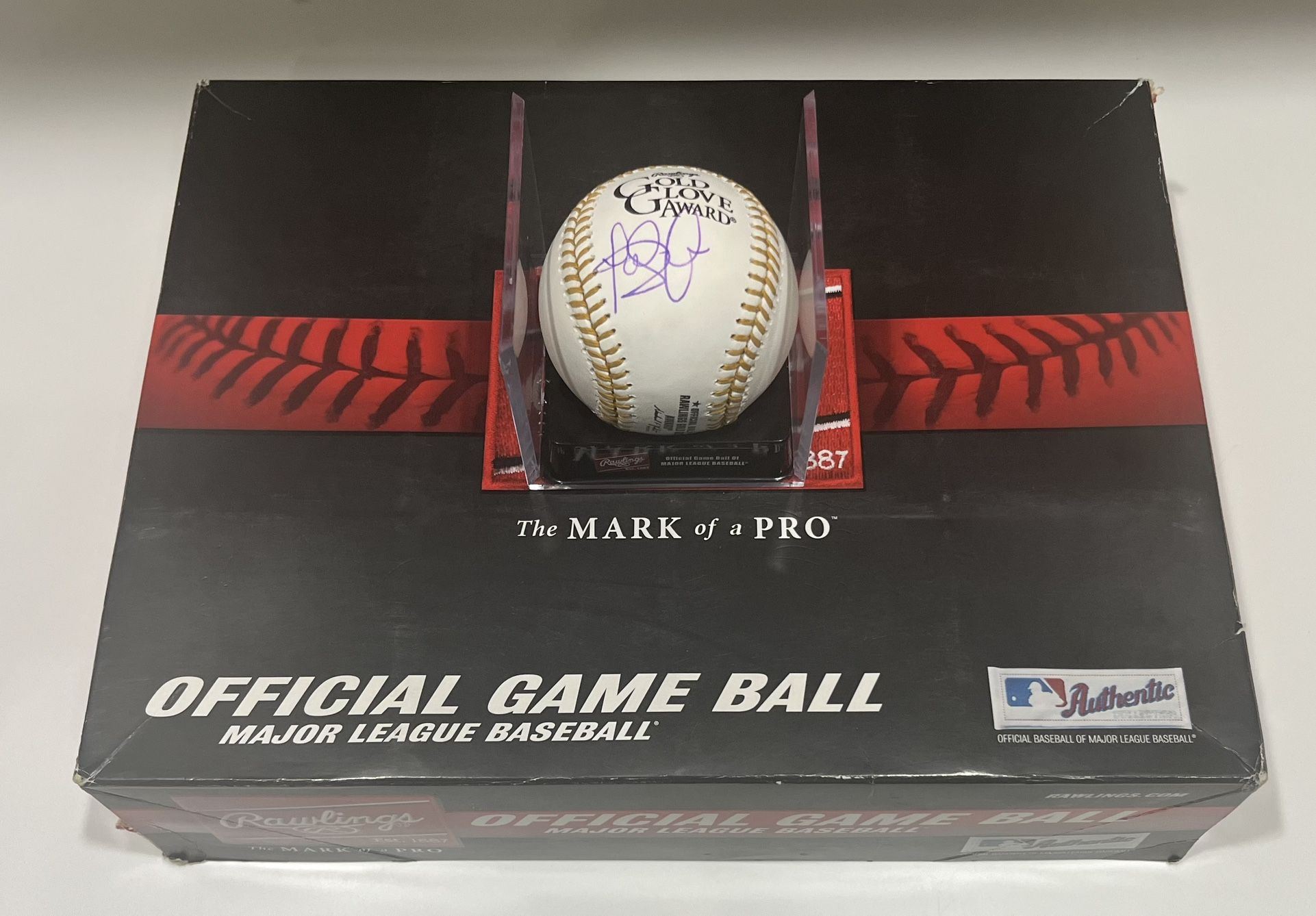 Fernando Tatis Jr San Diego Padres Gold Glove Autographed Baseball
