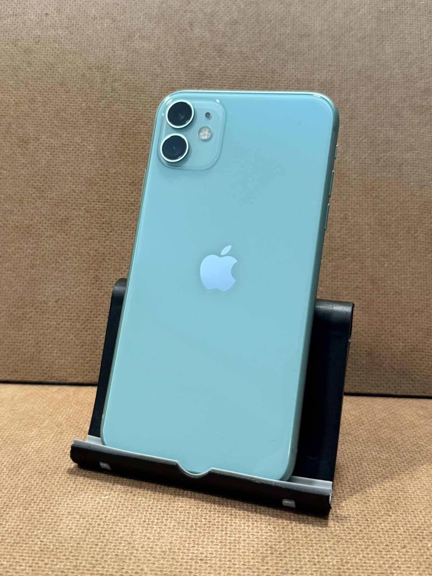 iPhone 11 128gb green unlocked