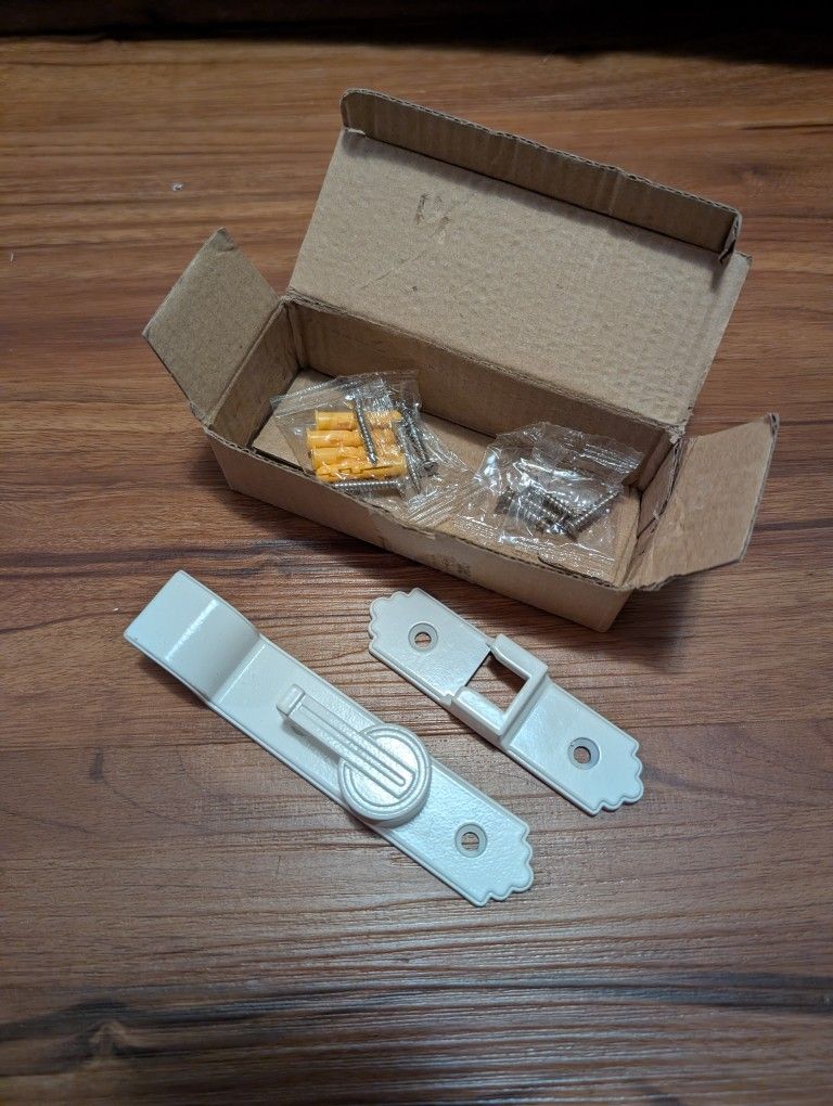 White Metal Gate Latch