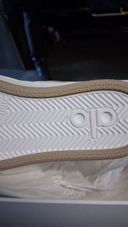 Alo recovery mode shoes