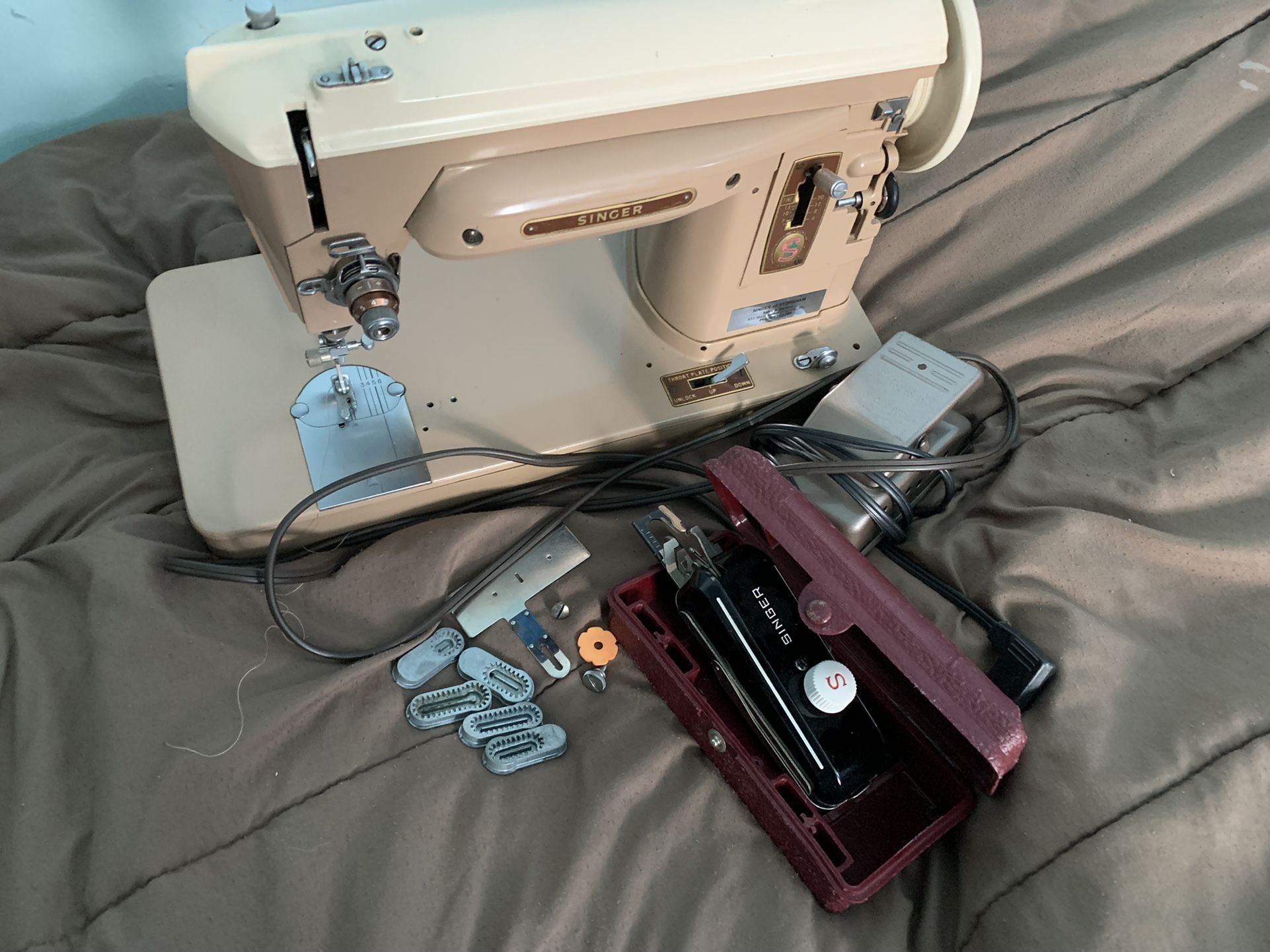 1959 Mid Century Vintage Singer 404 Sewing Machine Power Cord