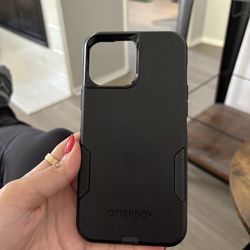 OtterBox Case – iPhone 13 Pro Max