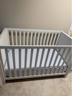 Pottery Barn Crib with Mattress/ Waterproof Cover
