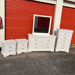5 pcs set 1 Dresser 1 chest 2 night stand 1 mirror  for sale delivery also available I have multiple furniture do check my listing.