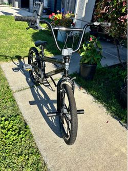 Mongoose Rebel Kids BMX Bike 20-in. Wheels