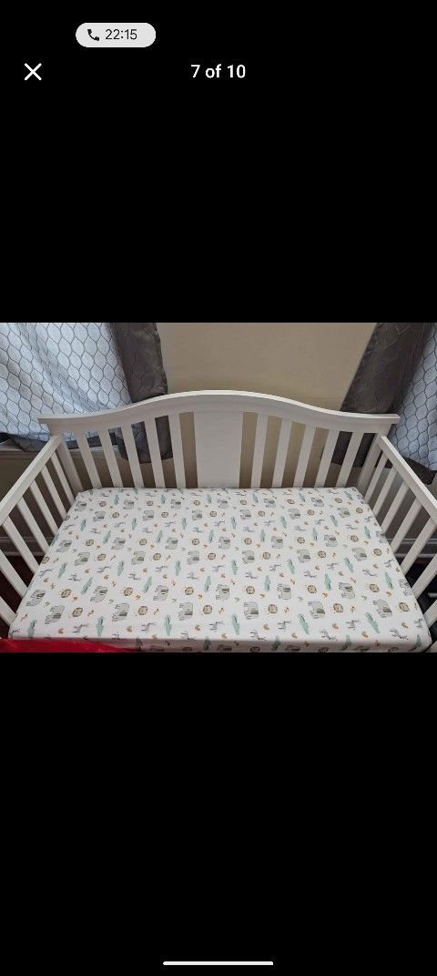 Crib with mattress and protector + side railings covers