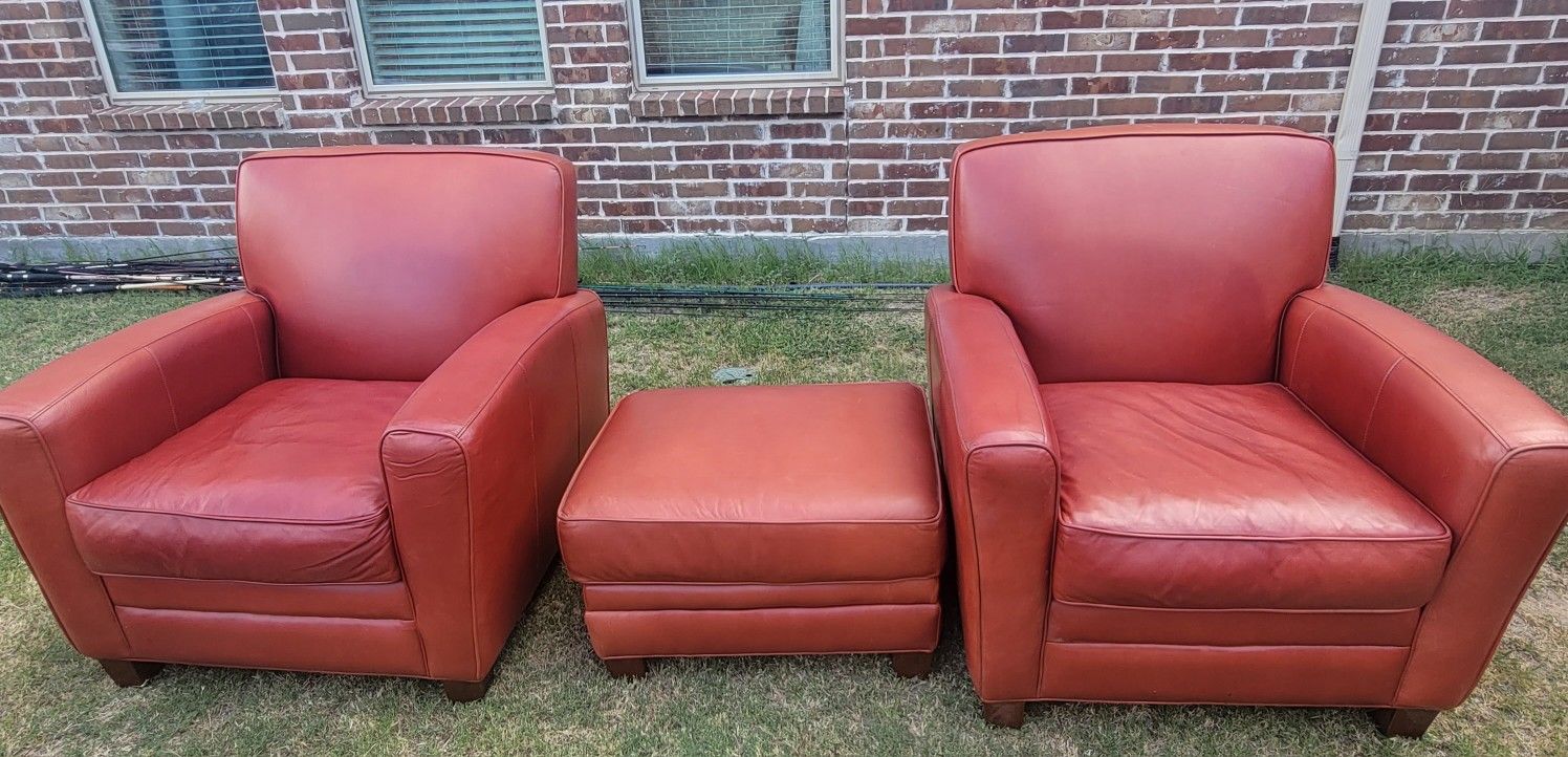 two Thomasville leather accient chair with Ottoman
