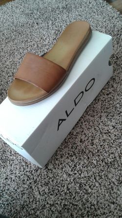 Women sandals