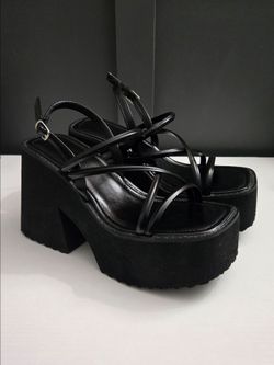 6.5 Black Chunky Heels
