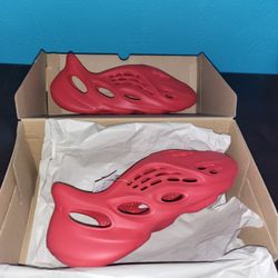 Adidas Yeezy Foam Runner Deadstock Nike Dunk Jordan Yeezy 100% Authentic 