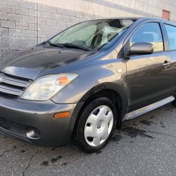 2005 Scion xA 4dr Hatchback