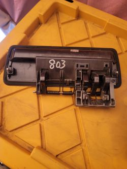 Nissan armada Rear Hatch Handle