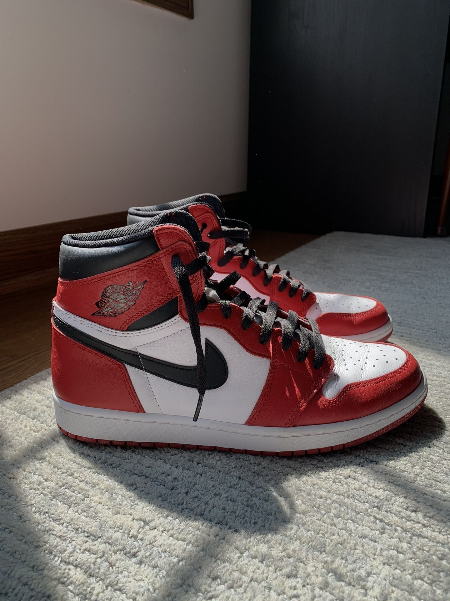 1:1 Air Jordan 1 High OG "Chicago" - Size 13