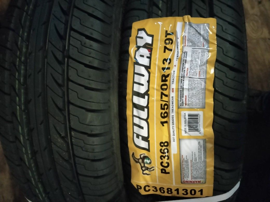 (2)BRAND NEW Tires 165/70R13