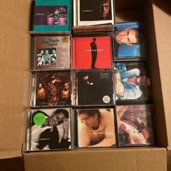 65 CDs  En Español 