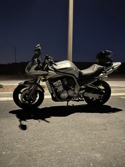 2002 Yamaha FZ1