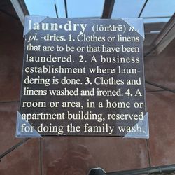 Laundry Decorating 