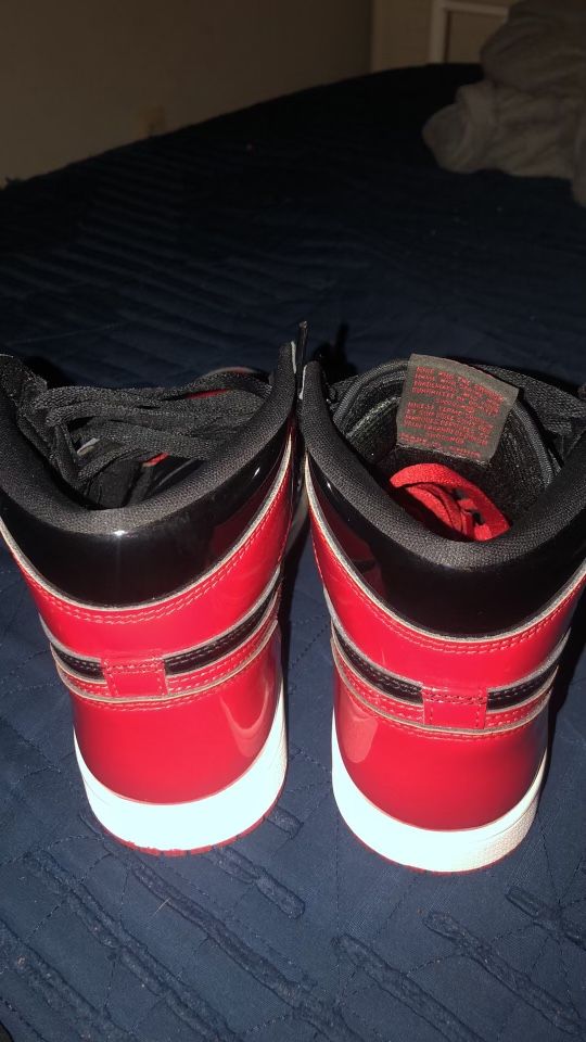 Jordan 1 bred Retro